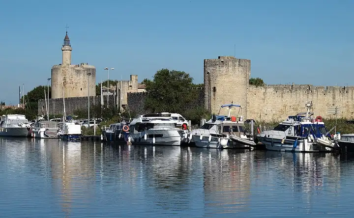 Aigues-Mortes - week-end romantique
