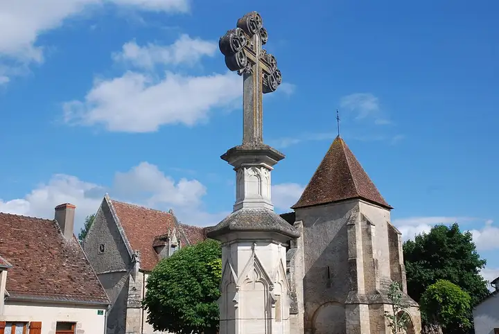 Ainay-le-Vieil - week-end romantique