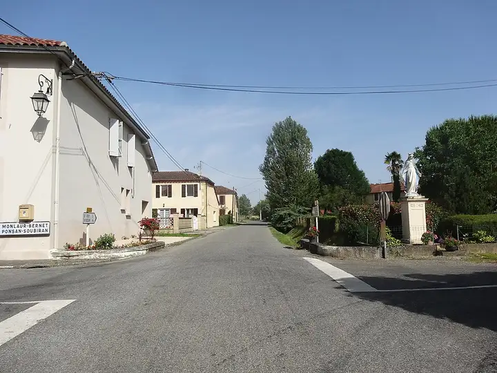 Aujan-Mournède - week-end romantique