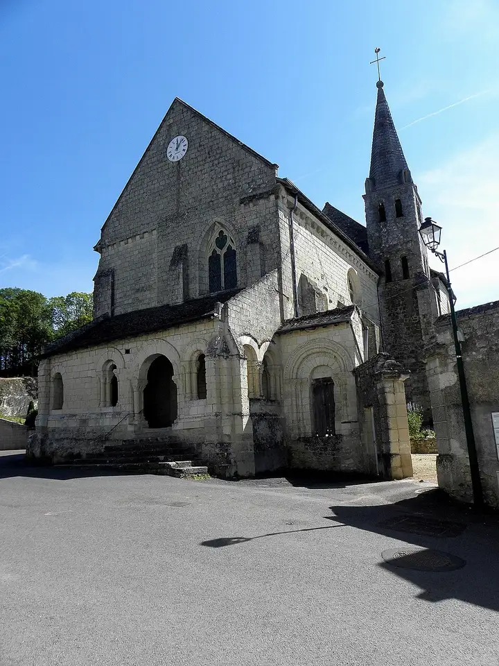 Avon-les-Roches - week-end romantique