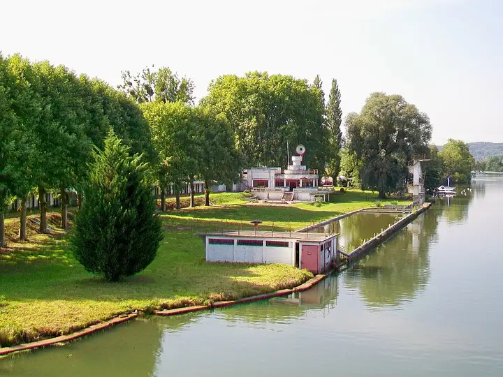 Boran-sur-Oise - week-end romantique