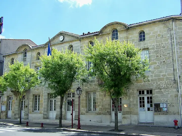 Castres-Gironde - week-end romantique