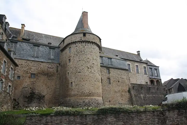 Châteaugiron - week-end romantique
