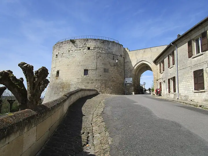 Coucy-le-Château-Auffrique - week-end romantique