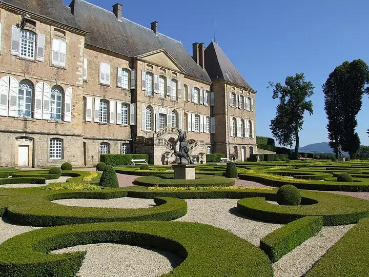 Curbigny - week-end romantique