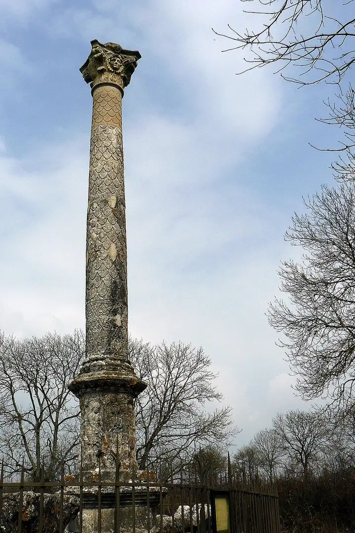 Cussy-la-Colonne - week-end romantique