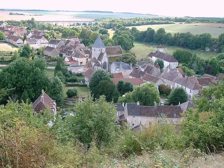Druyes-les-Belles-Fontaines - week-end romantique