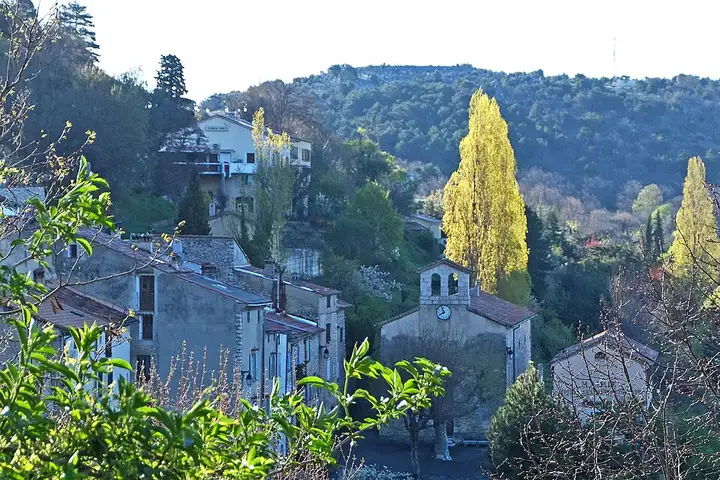 Escragnolles - week-end romantique