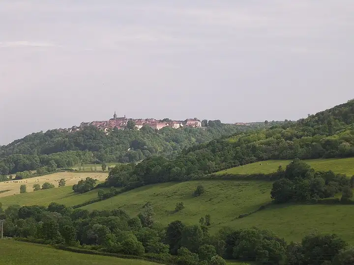 Flavigny-sur-Ozerain - week-end romantique