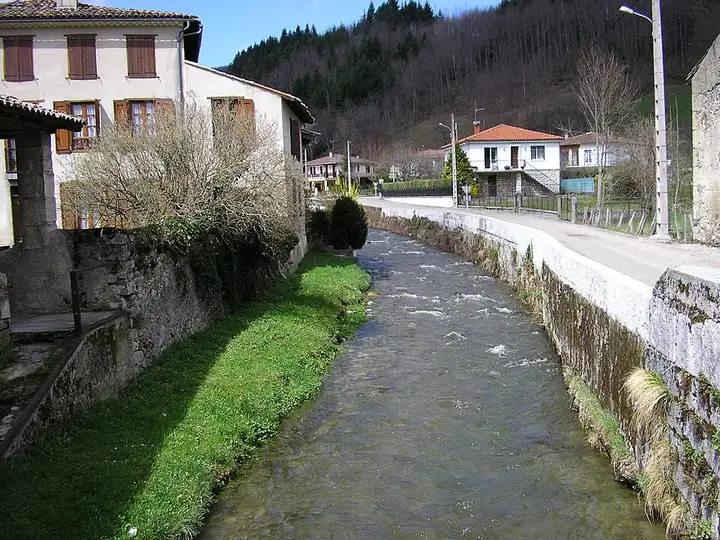 Fougax-et-Barrineuf - week-end romantique