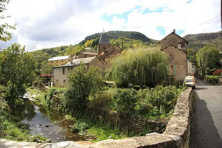 Fraissinet-de-Fourques - week-end romantique