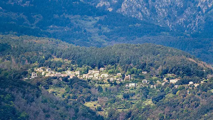 Isolaccio-di-Fiumorbo - week-end romantique