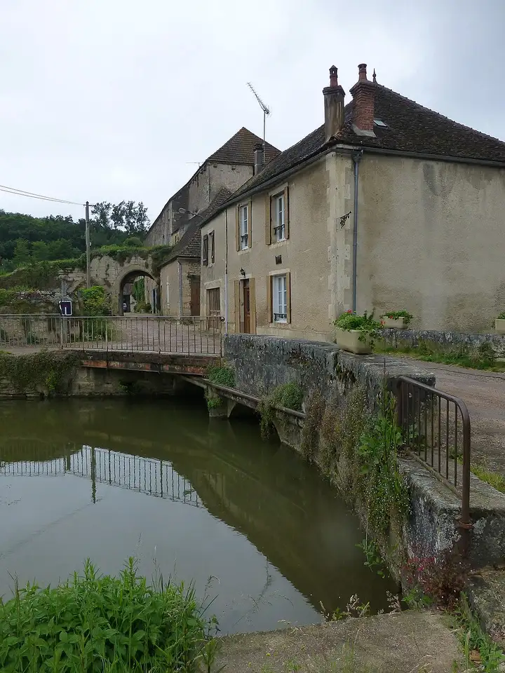 L'Isle-sur-Serein - week-end romantique