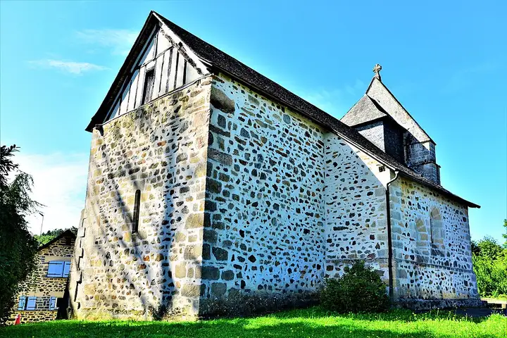 Ladignac-sur-Rondelles - week-end romantique