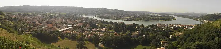 Les Roches-de-Condrieu - week-end romantique