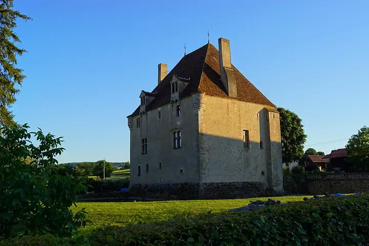 Lurcy-le-Bourg - week-end romantique