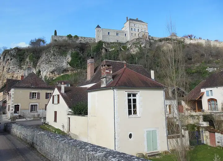 Mailly-le-Château - week-end romantique