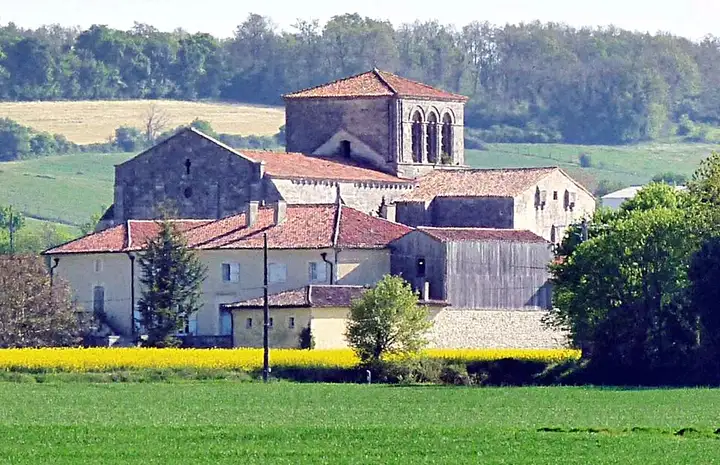 Marcillac-Lanville - week-end romantique