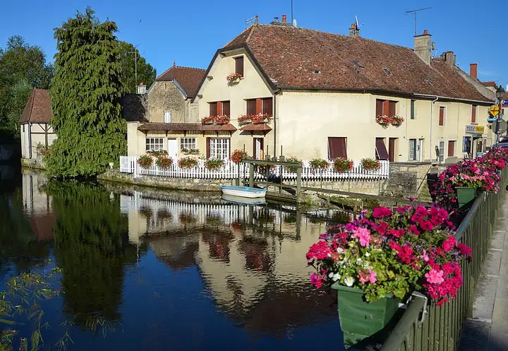 Mirebeau-sur-Bèze - week-end romantique