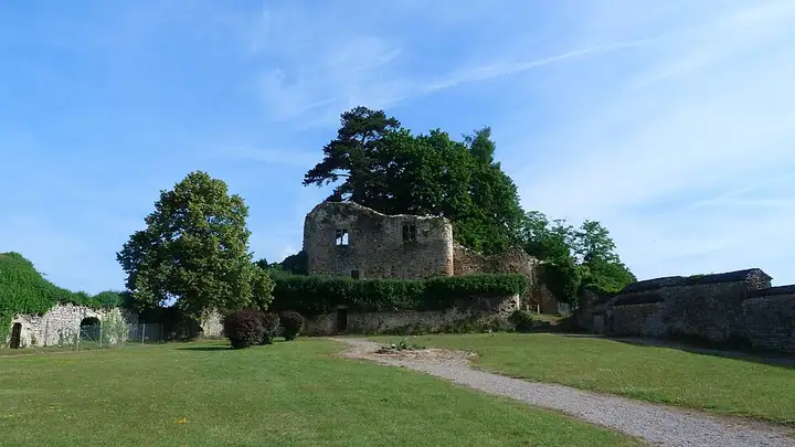 Moulins-Engilbert - week-end romantique