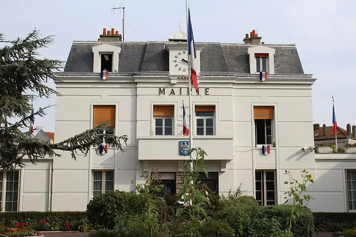 Neuilly-Plaisance - séjour romantique