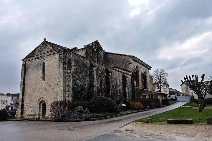 Périgné - week-end romantique