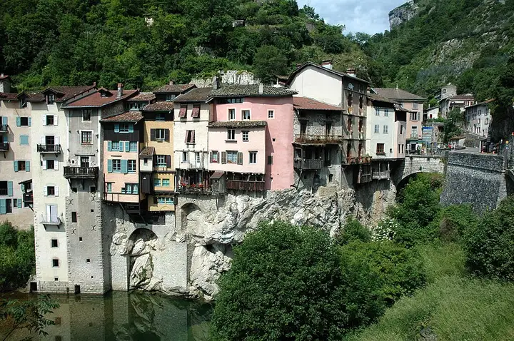 Pont-en-Royans - week-end romantique
