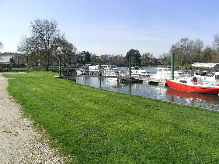 Port-d'Envaux - week-end romantique