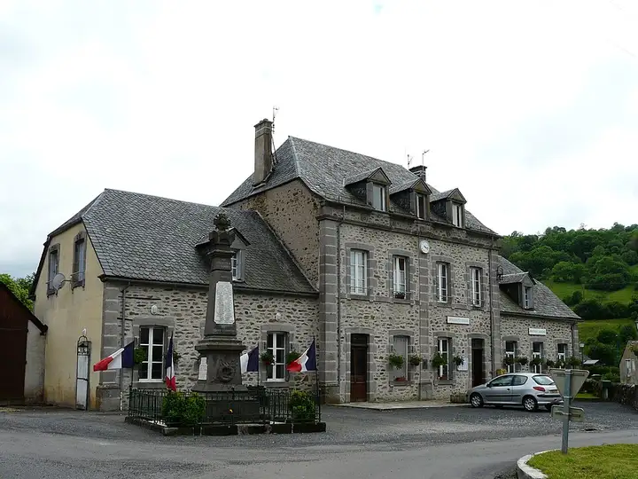 Saint-Bonnet-de-Condat - week-end romantique