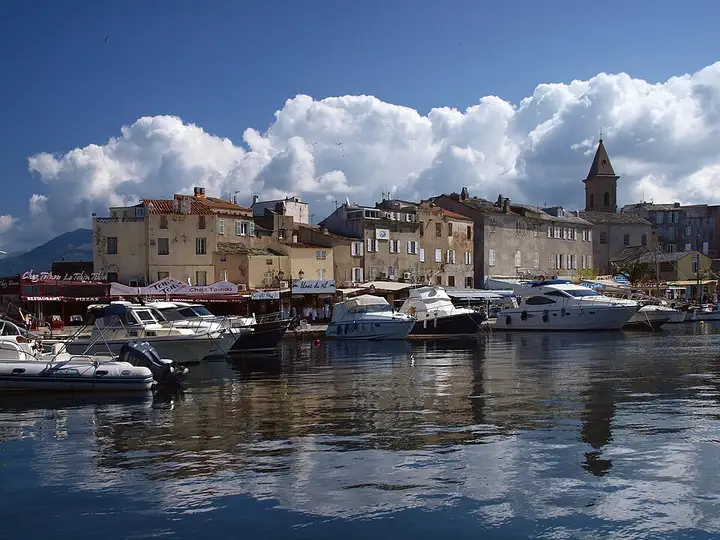 Saint-Florent - week-end romantique