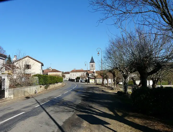 Saint-Front-d'Alemps - week-end romantique