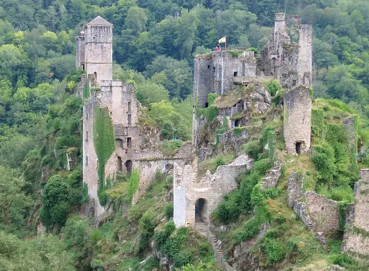 Saint-Geniez-ô-Merle - week-end romantique