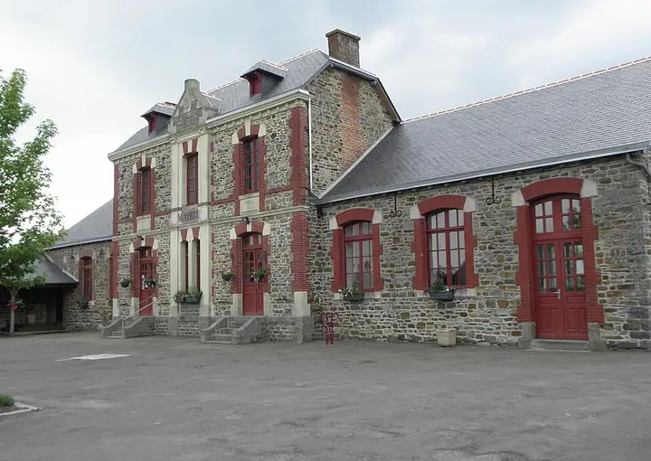 Saint-Germain-du-Pinel - week-end romantique