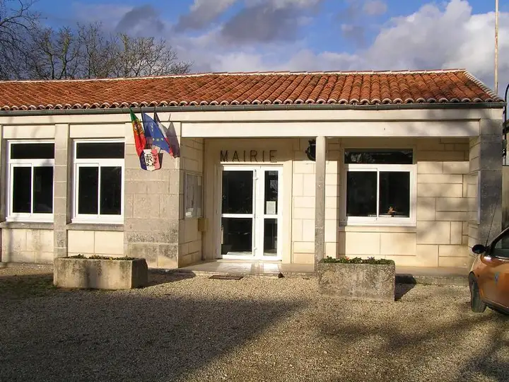 Saint-Même-les-Carrières - week-end romantique