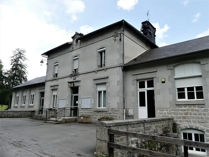 Saint-Oradoux-de-Chirouze - week-end romantique