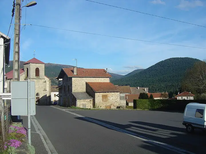 Saint-Pierre-la-Bourlhonne - week-end romantique