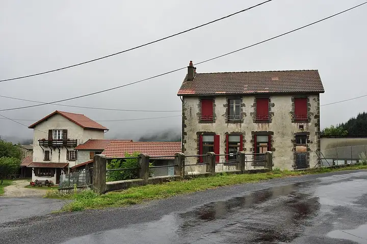 Saint-Victor-Montvianeix - week-end romantique