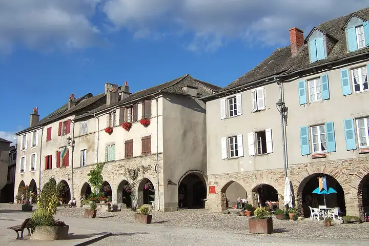 Sauveterre-de-Rouergue - week-end romantique