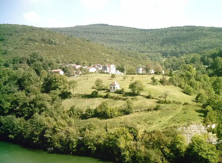 Serrières-sur-Ain - week-end romantique