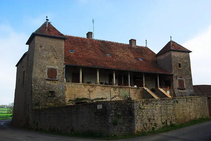 Sigy-le-Châtel - week-end romantique