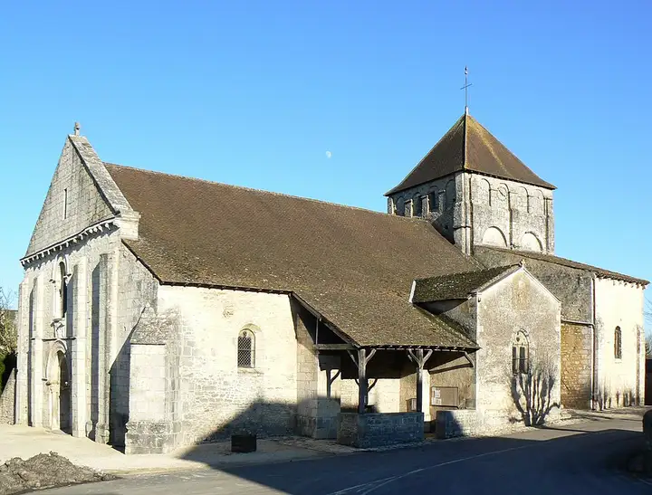 Usson-du-Poitou - week-end romantique