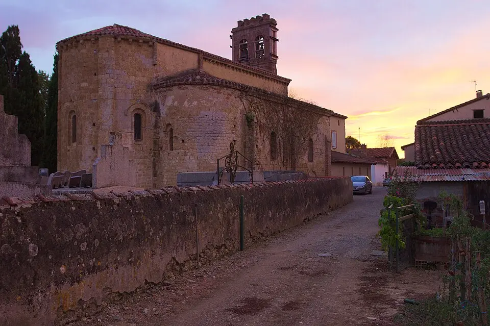 Villeneuve-du-Latou - week-end romantique