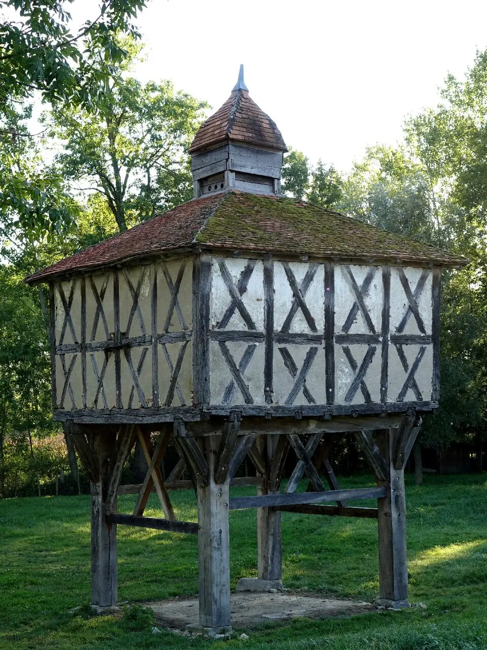 Villeneuve-les-Cerfs - week-end romantique